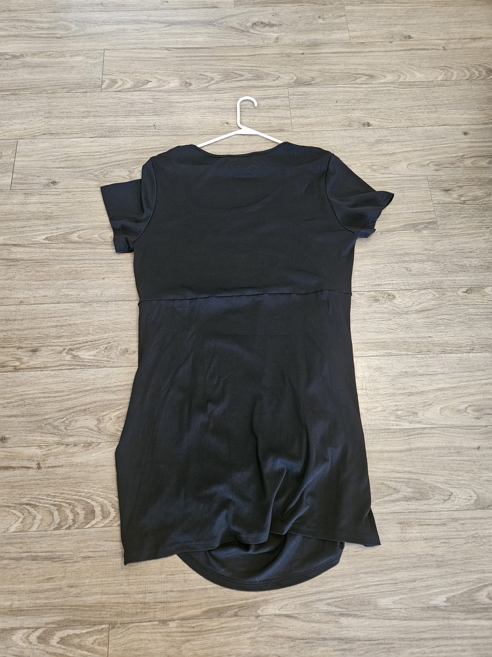 Cider Black Midi Dress with Short Sleeves - Picture 7 of 7